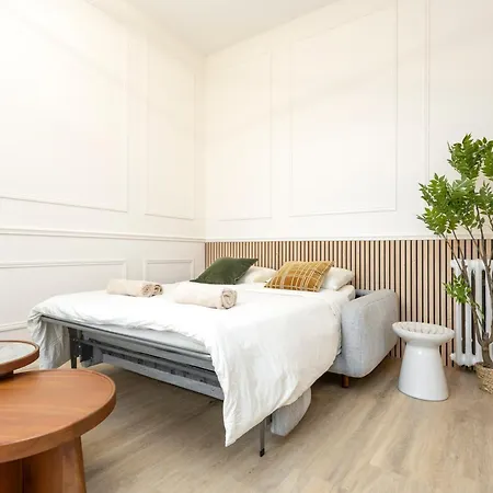 Lv2 Au Coeur De L'avenue Des Champs-elysees Arc De Triomphe Apartment